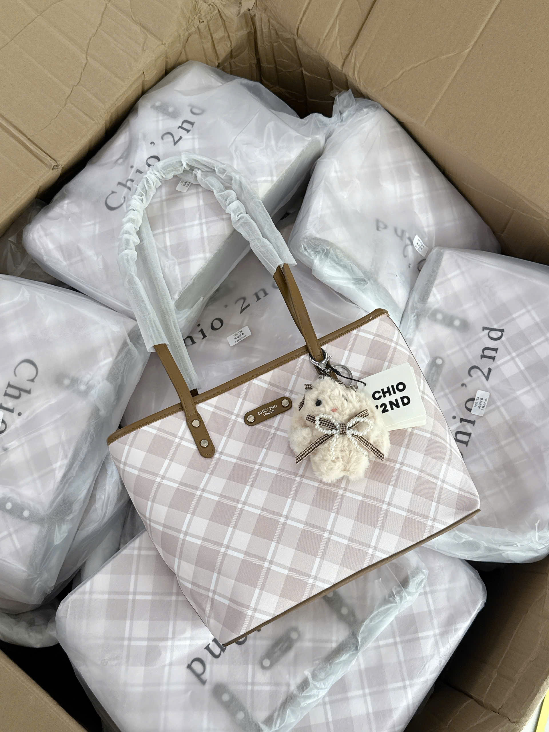 HS219# Túi Chio'2nd Tote charm thỏ
