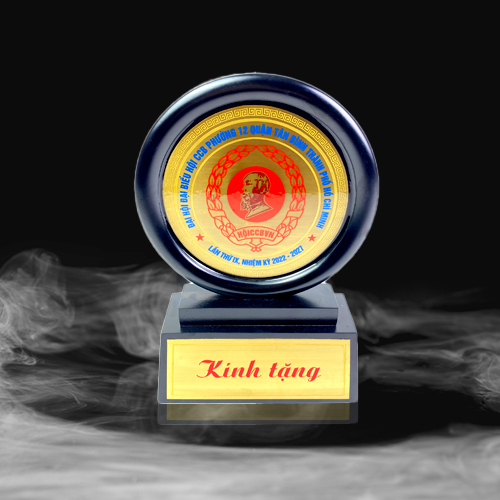 Biểu trưng pha lê vinh danh