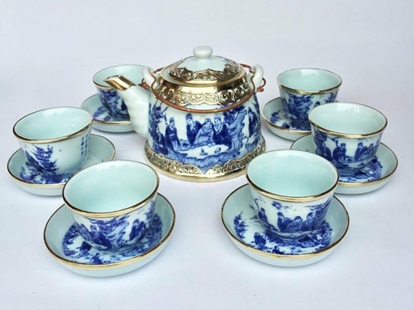 Bộ ấm trà Bát tràng