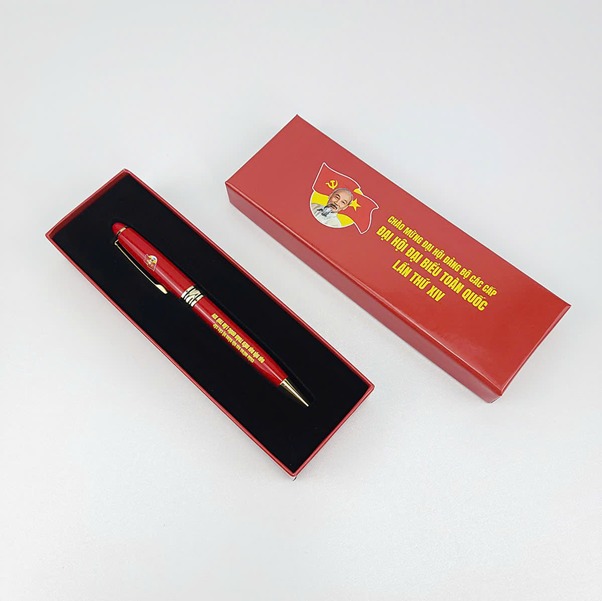 Bút viết là món quà ý nghĩa lưu giữ kỷ niệm