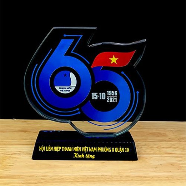 Kỷ niệm chương là món quà kỷ niệm mang tính biểu tượng