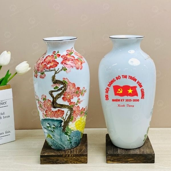 Lọ hoa gốm sứ