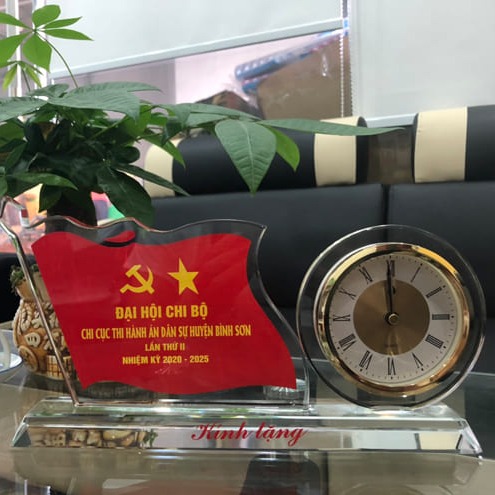 Món quà mừng đại hội Đảng