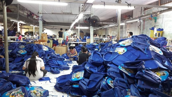 Nhận báo giá sản xuất balo nhanh chóng