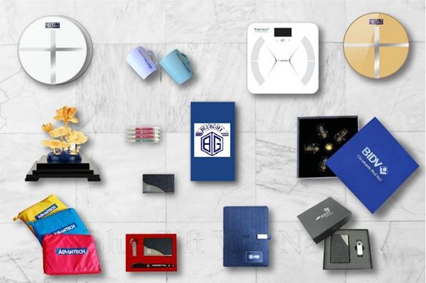 Gợi ý 9+ món quà tặng nhân viên ý nghĩa giúp tập thể vững mạnh hơn