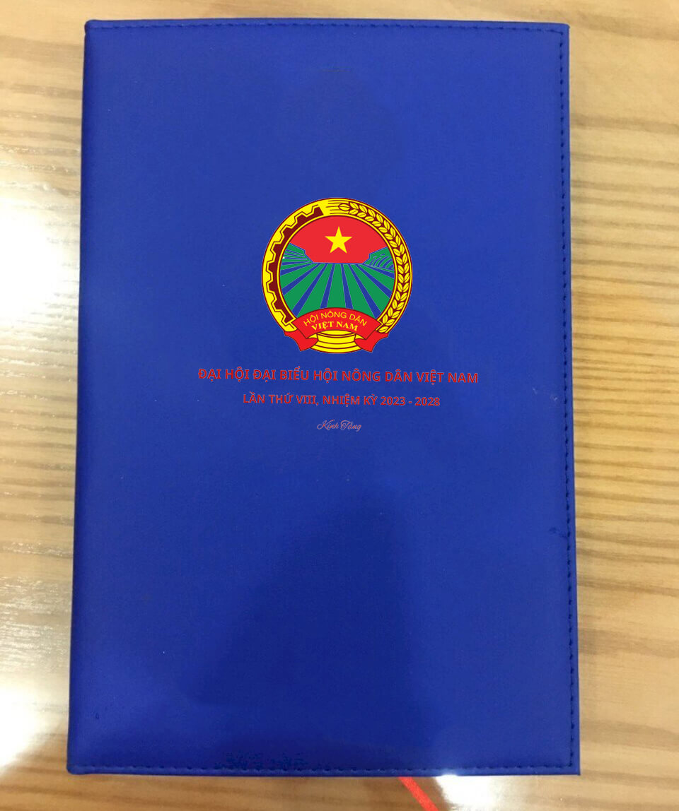 Sổ tay ghi chép có dấu ấn đại hội