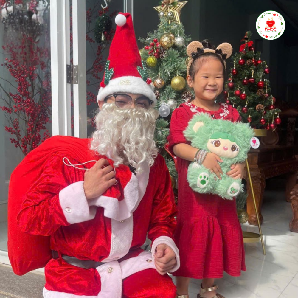 Bang-Gia-Dich-Vu-Ong-Gia-Noel-Giao-Qua-Tan-Nha-Tai-Nhoc_NGS_ảnh web (3).png