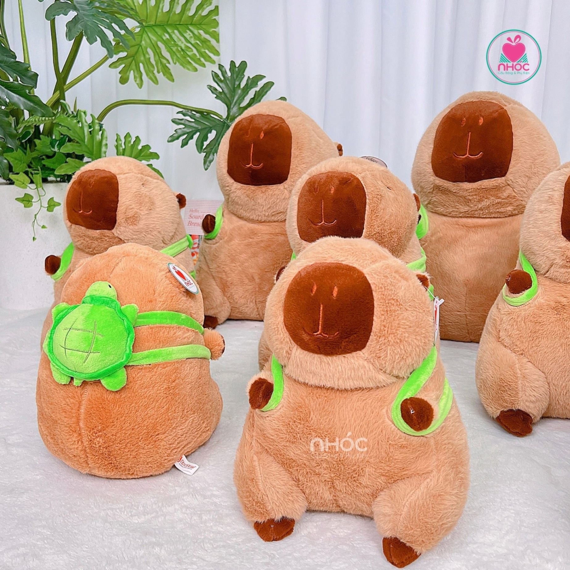 Thú bông Capybara đeo Balô rùa lông xù TC