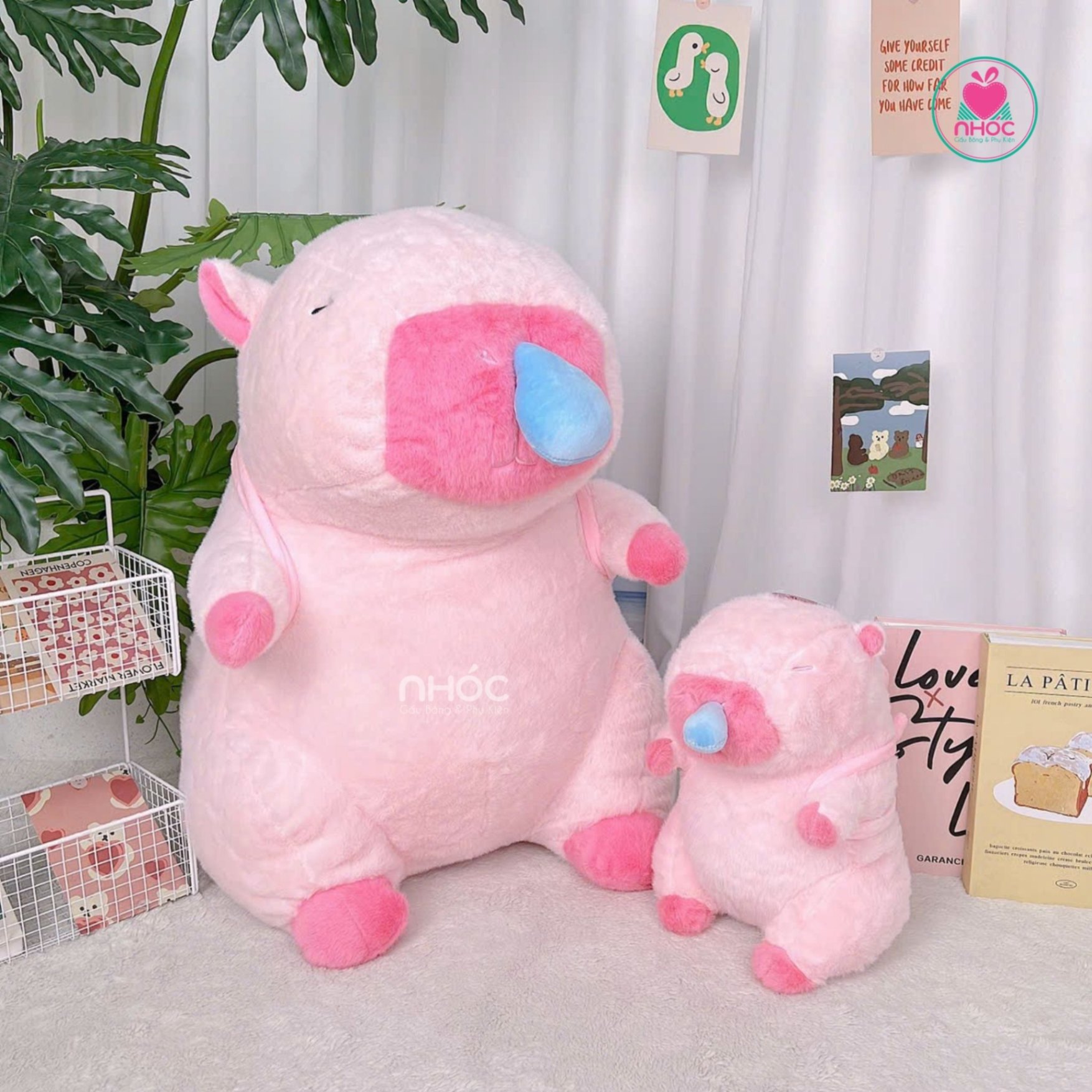 Thú bông Capybara chảy nước mũi đeo balo rùa