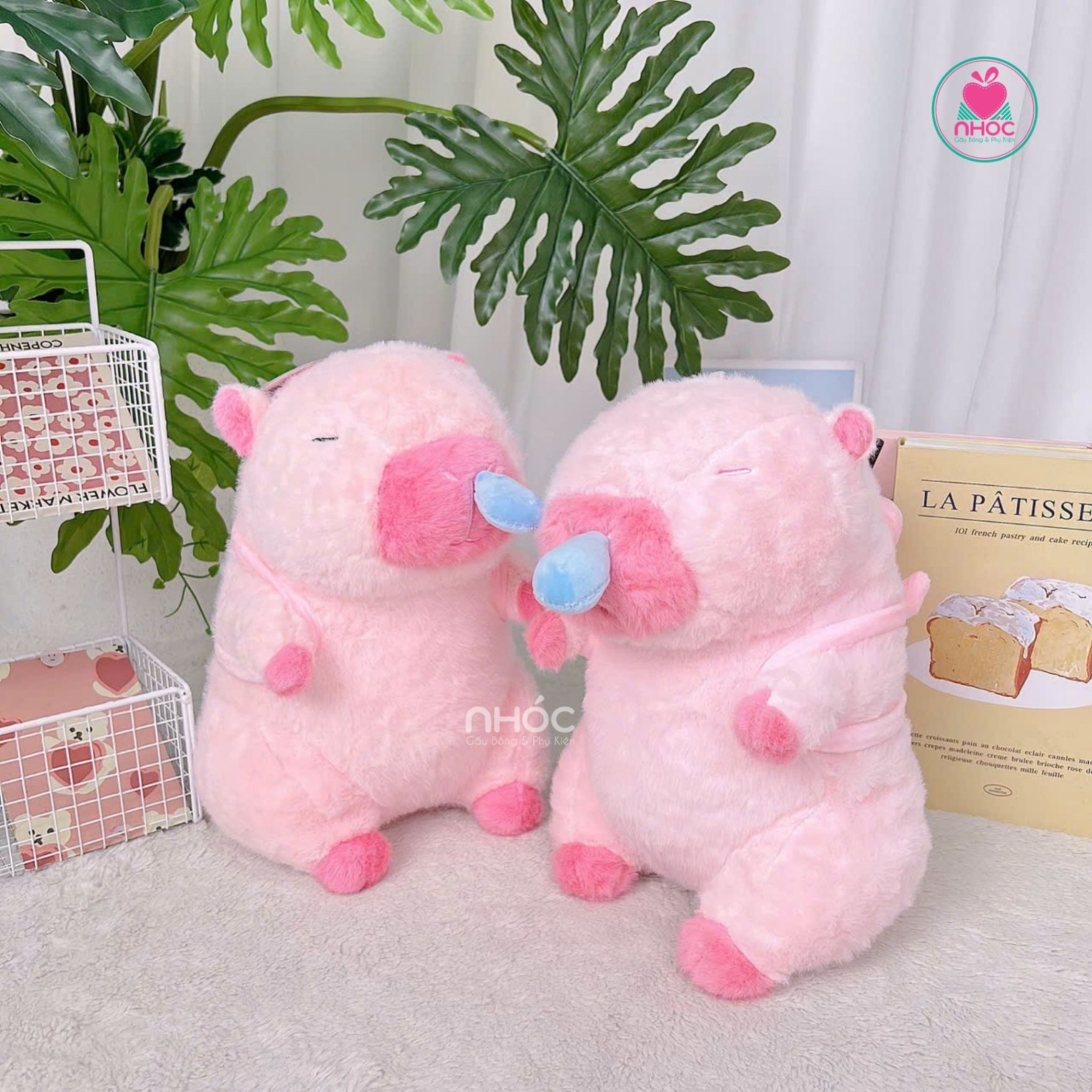 Thú bông Capybara chảy nước mũi đeo balo rùa