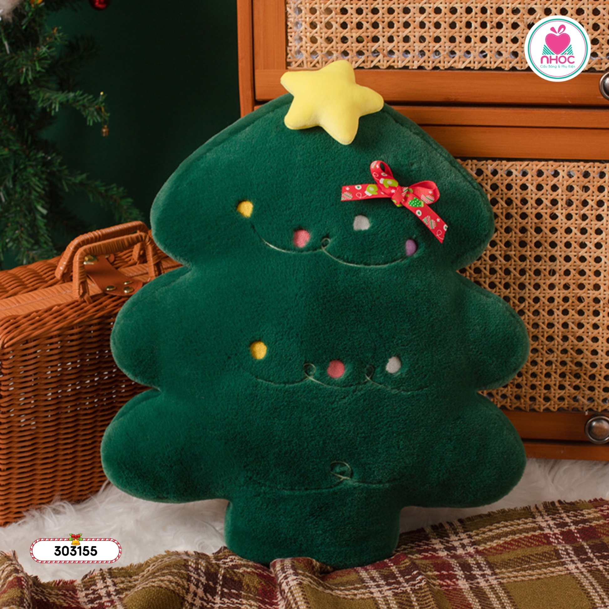 Gối bông Noel Cây thông đính nơ lông xù - Xanh lá - 4526025