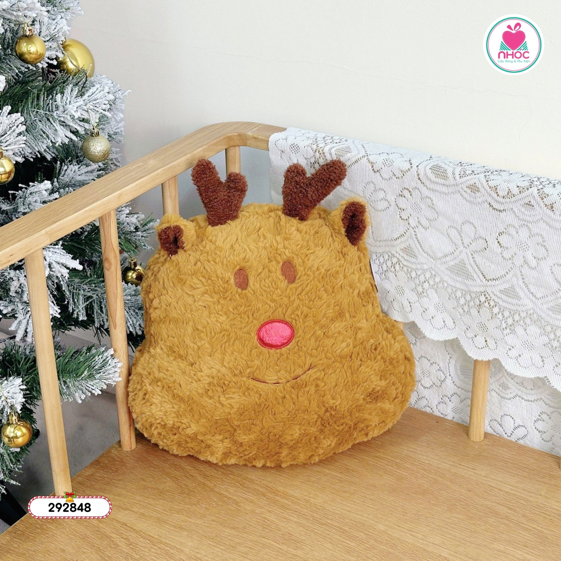 Gối bông Noel Tuần lộc lông xù - Nâu - 40280