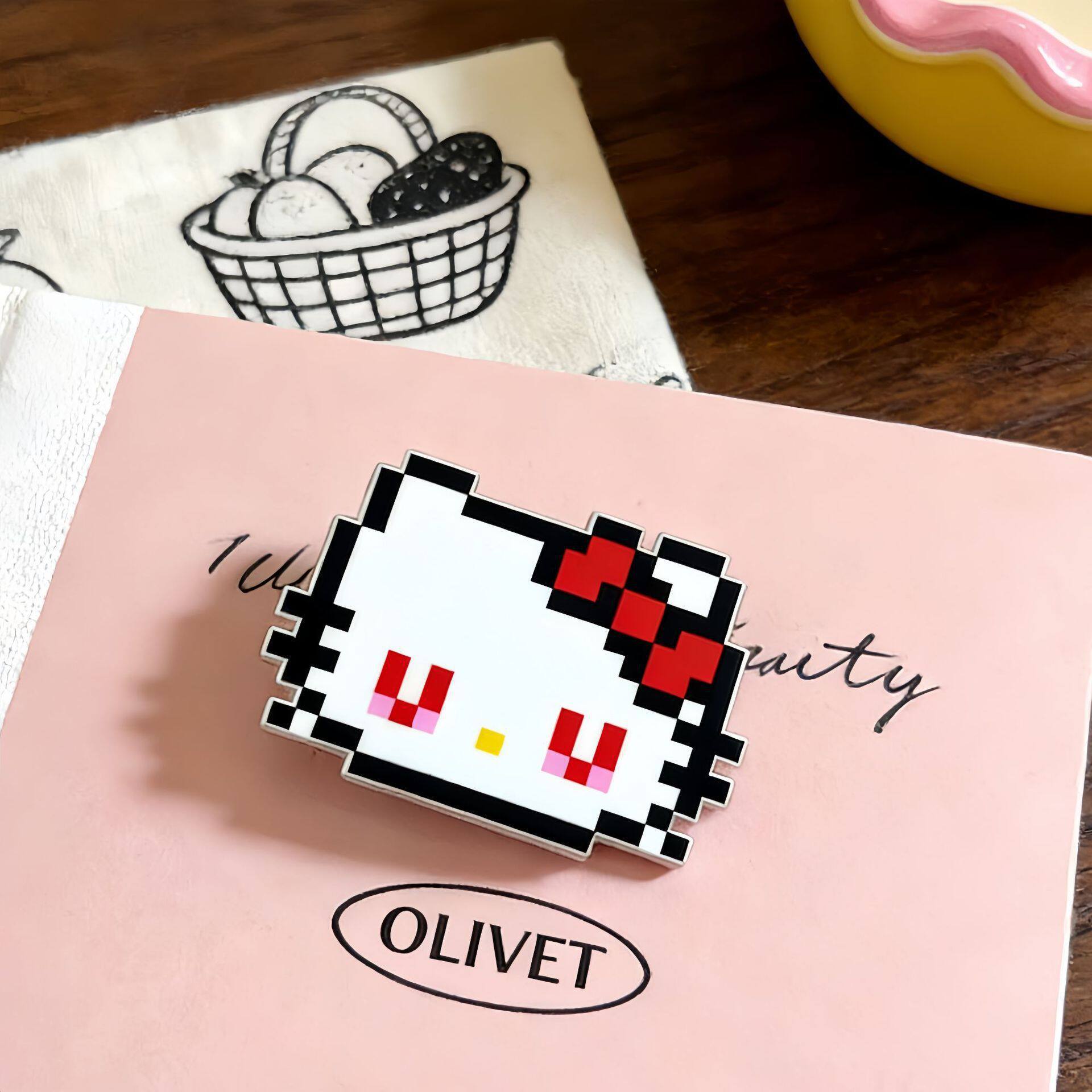 Set kẹp tóc mặt Hello Kitty pixel (2c)