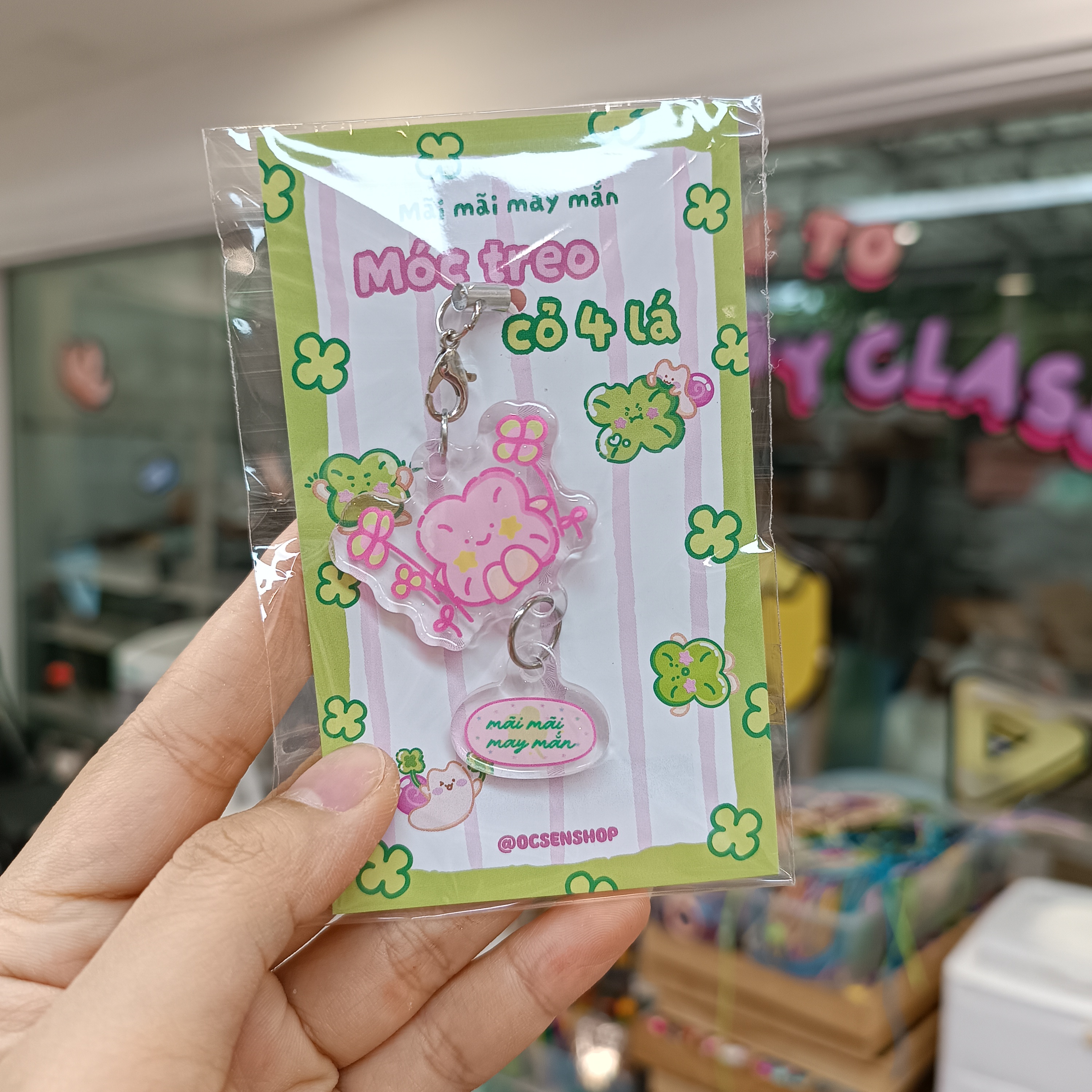 Móc treo cỏ 4 lá
