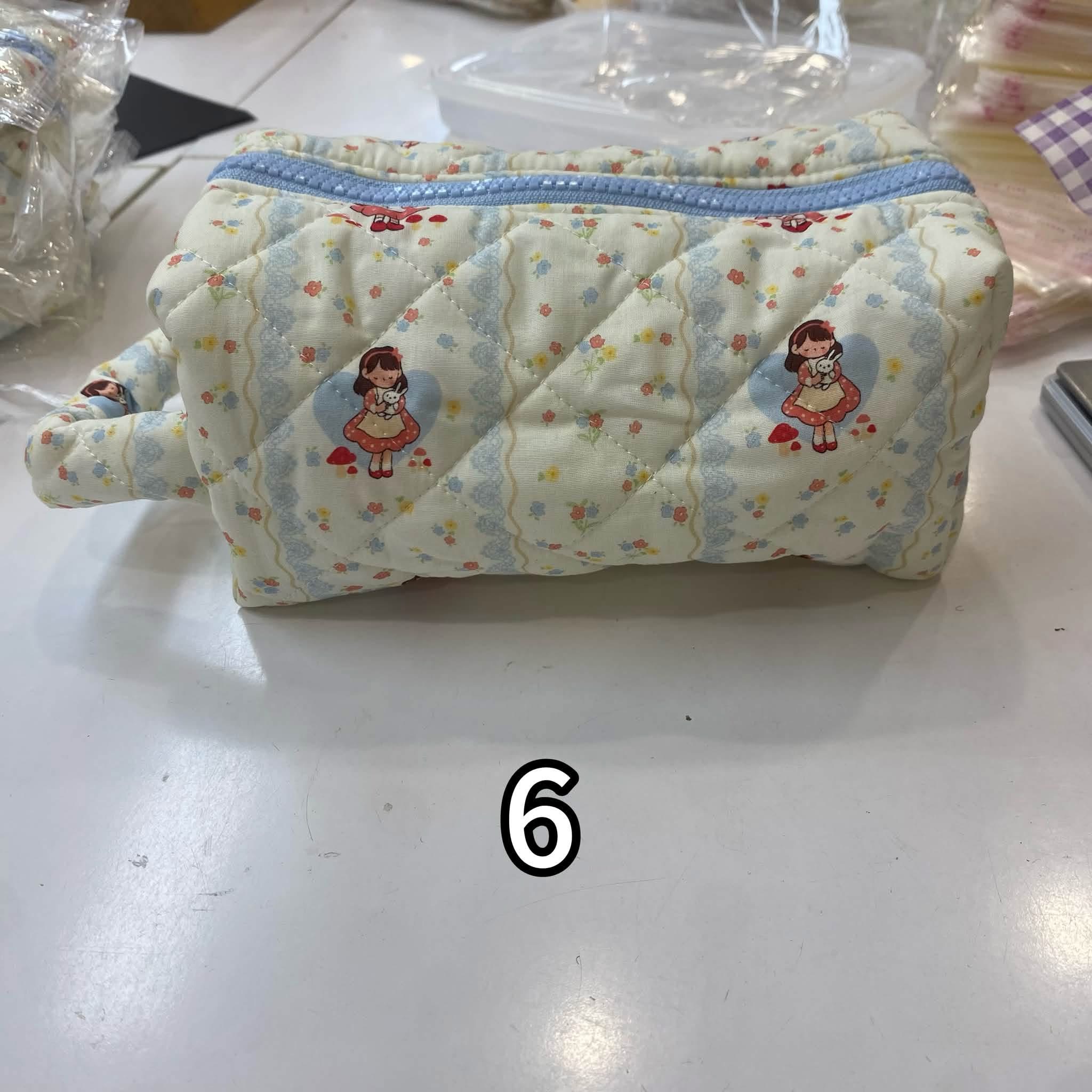 Túi bút Ốc sên họa tiết
