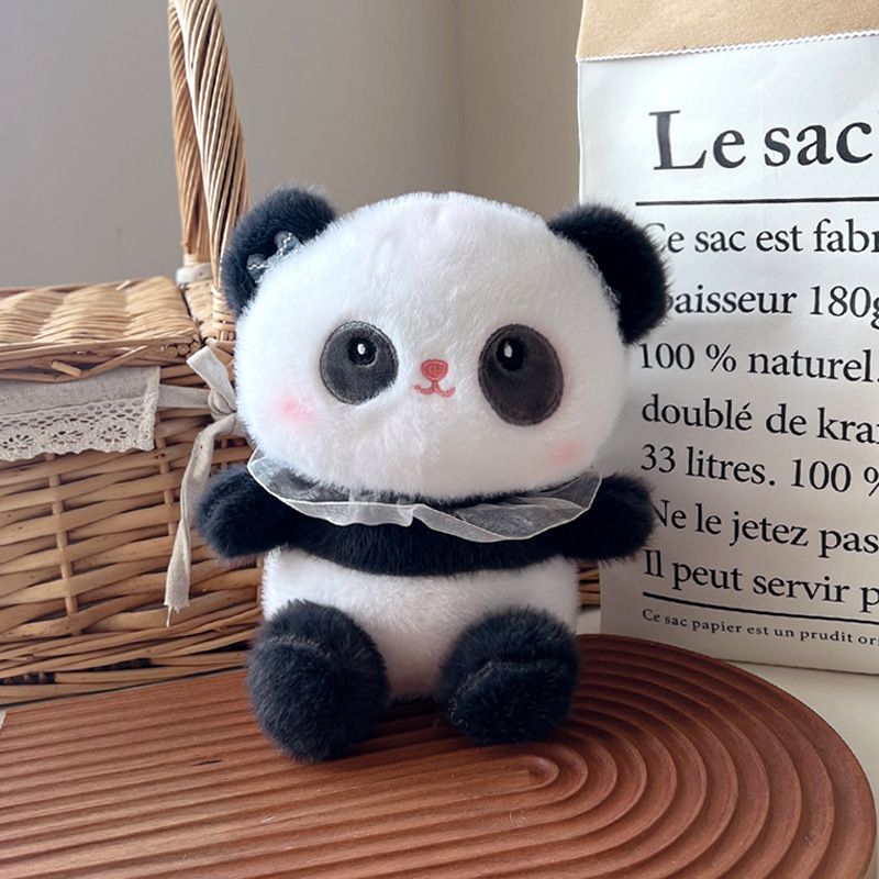 Động vật bông đeo yếm voan
