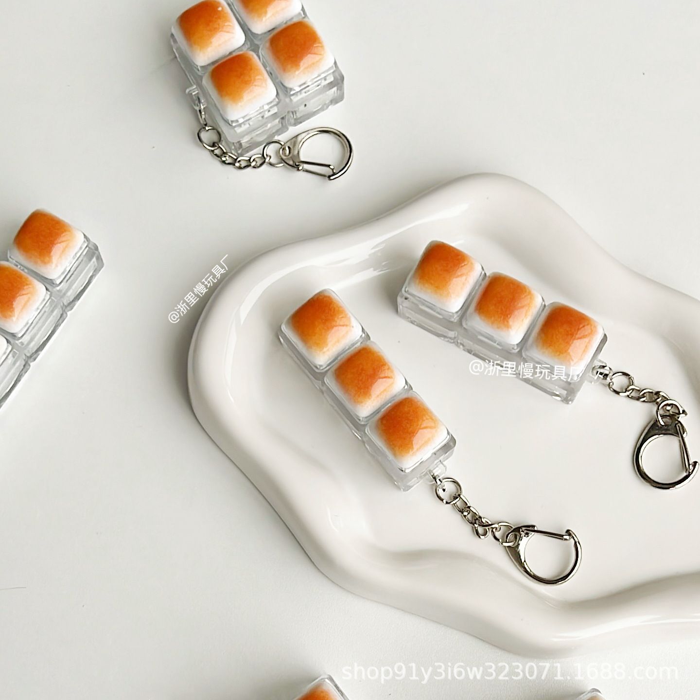 Móc khóa Keycap Bánh