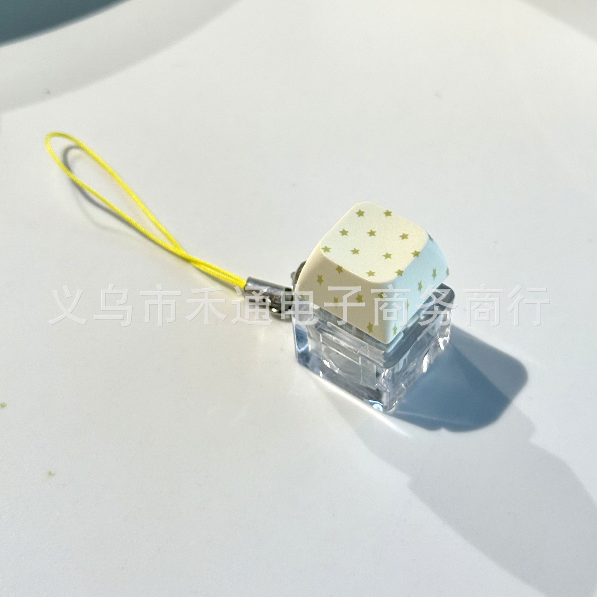 Móc khóa Keycap chấm họa tiết (1 phím)