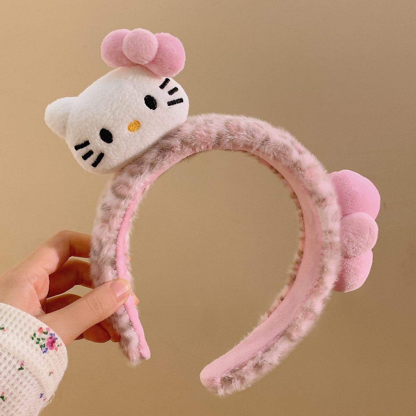 Bờm bông Hello Kitty