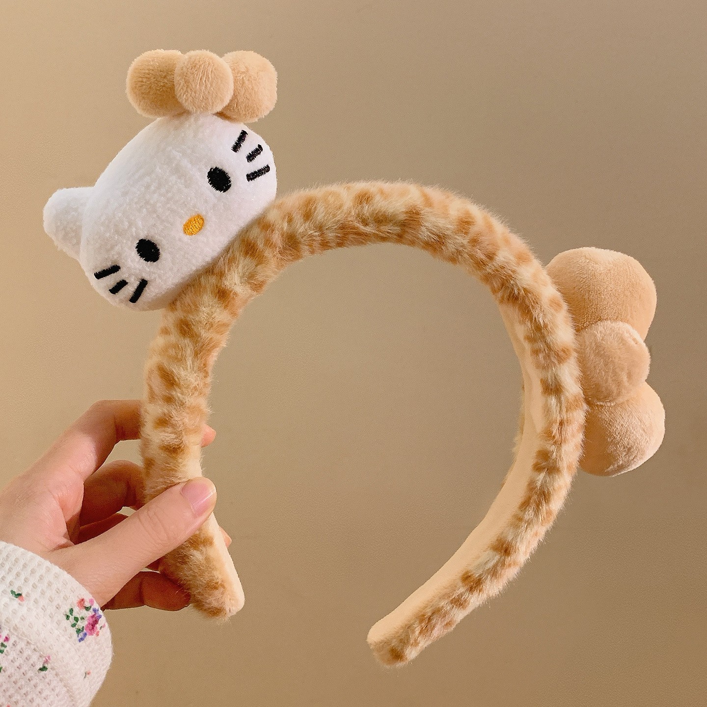 Bờm bông Hello Kitty