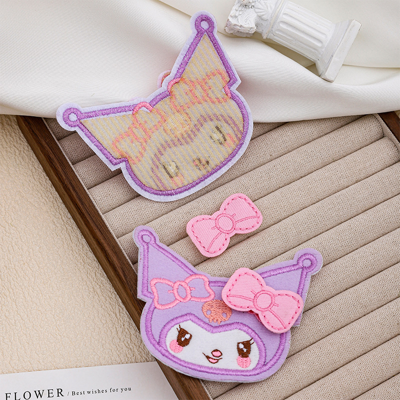 Set miếng dán mái Sanrio (2c)