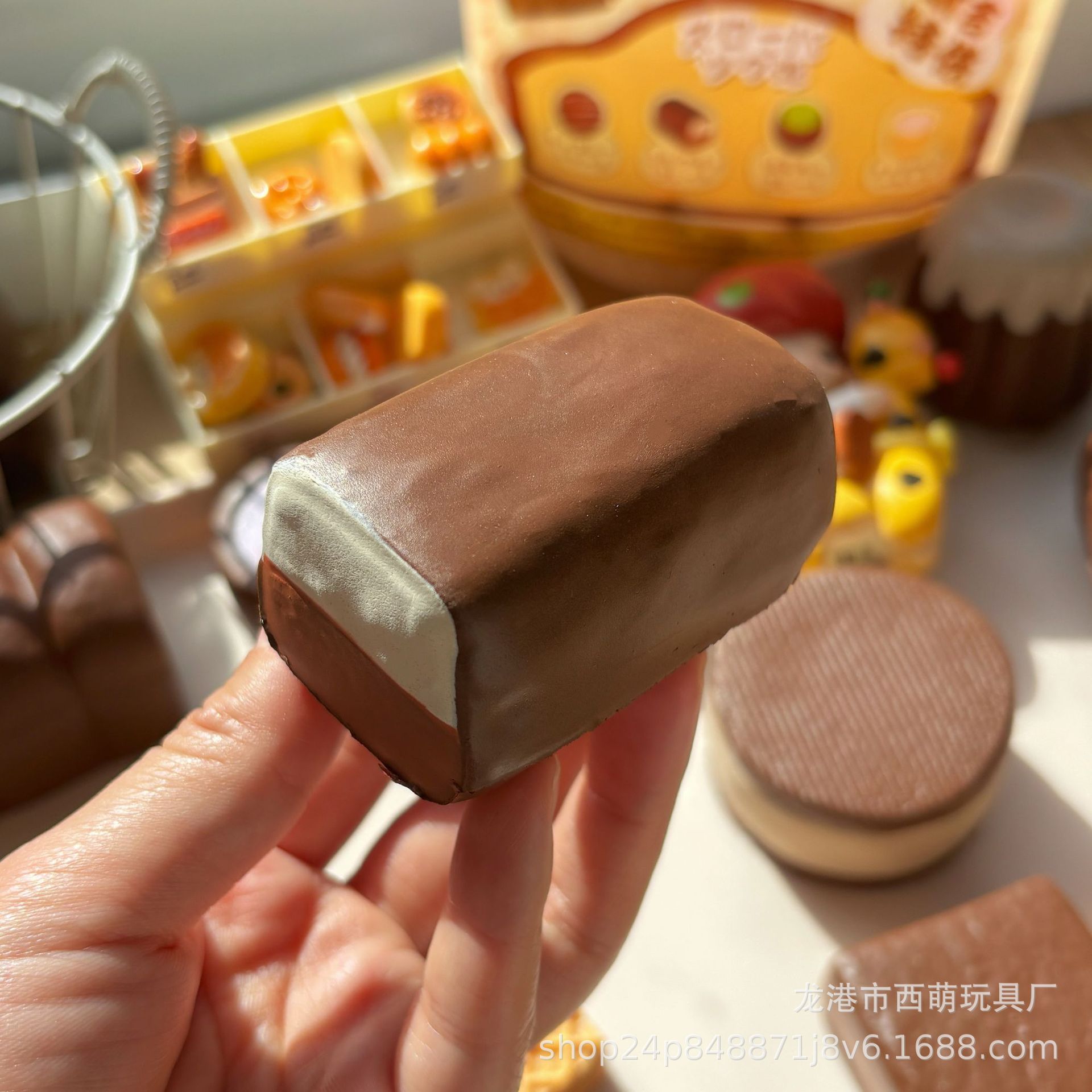 Squishy Bánh kẹp kem
