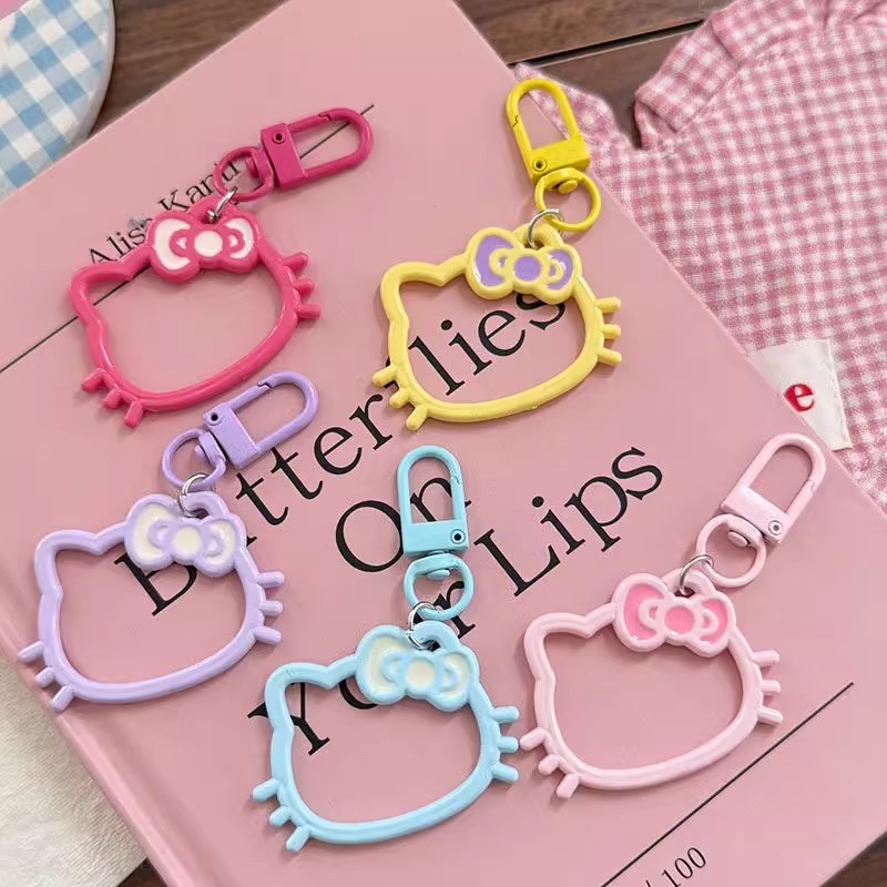 Móc đa năng mặt Hello Kitty rỗng