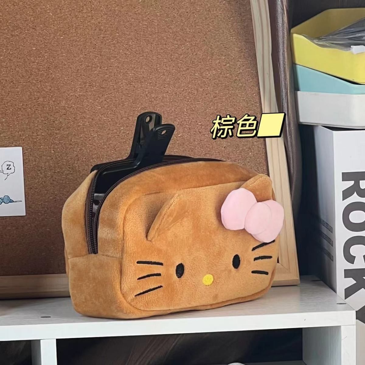 Túi bút dạ mặt Hello Kitty