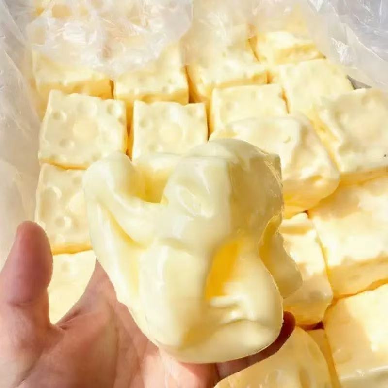 Stress ball Cheese đặc (7,5x7,5cm)