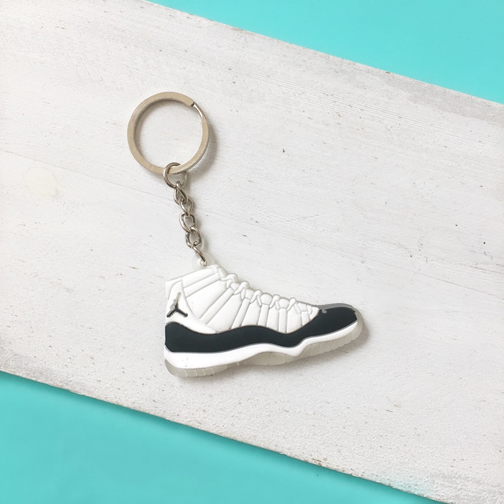 Móc khóa Giày Air jordan 11