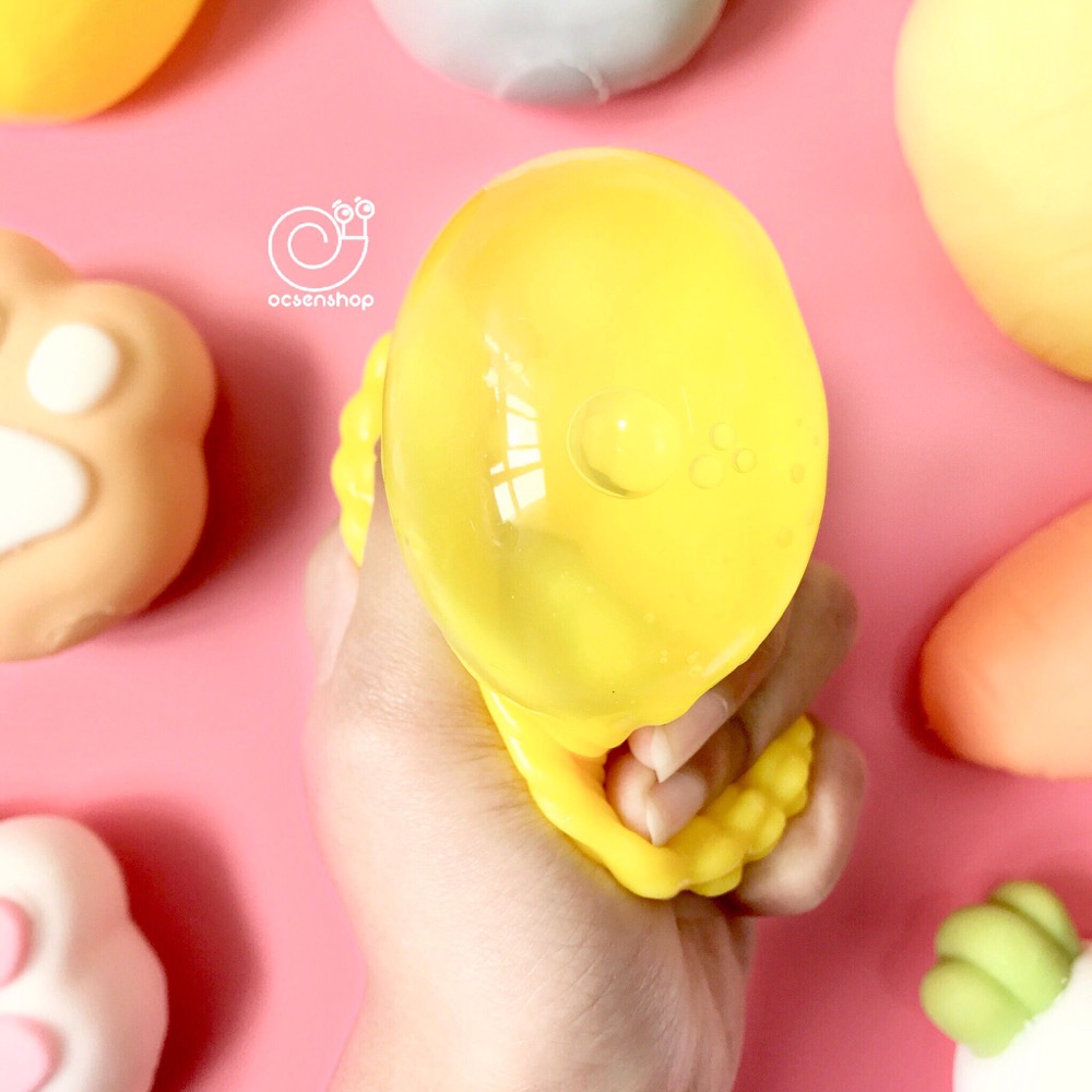 Squishy stress ball củ cải