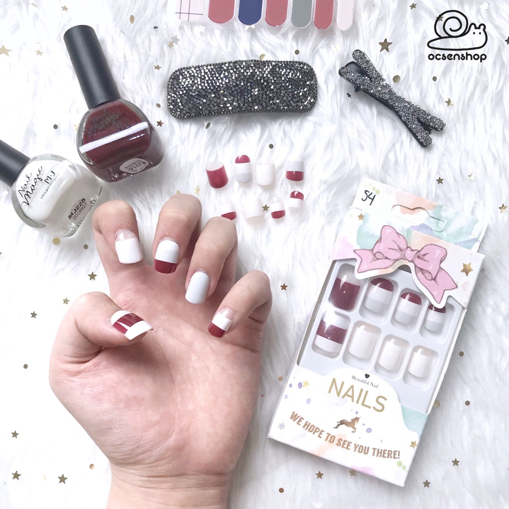 Nail giả