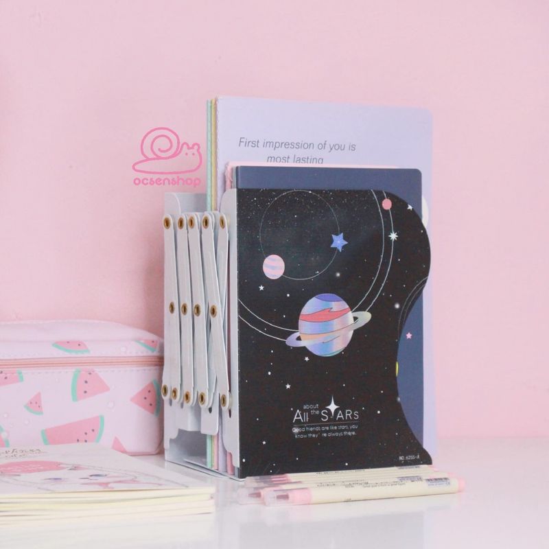 Giá đựng sách All about the star
