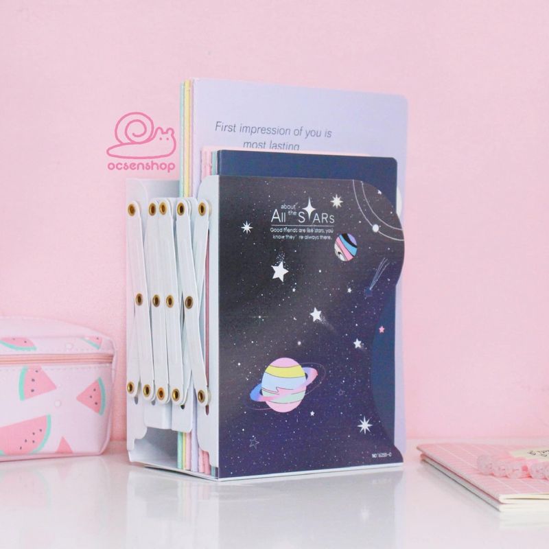 Giá đựng sách All about the star