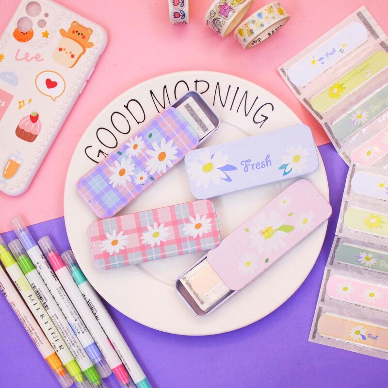 Hộp sắt băng dán cá nhân Daisy