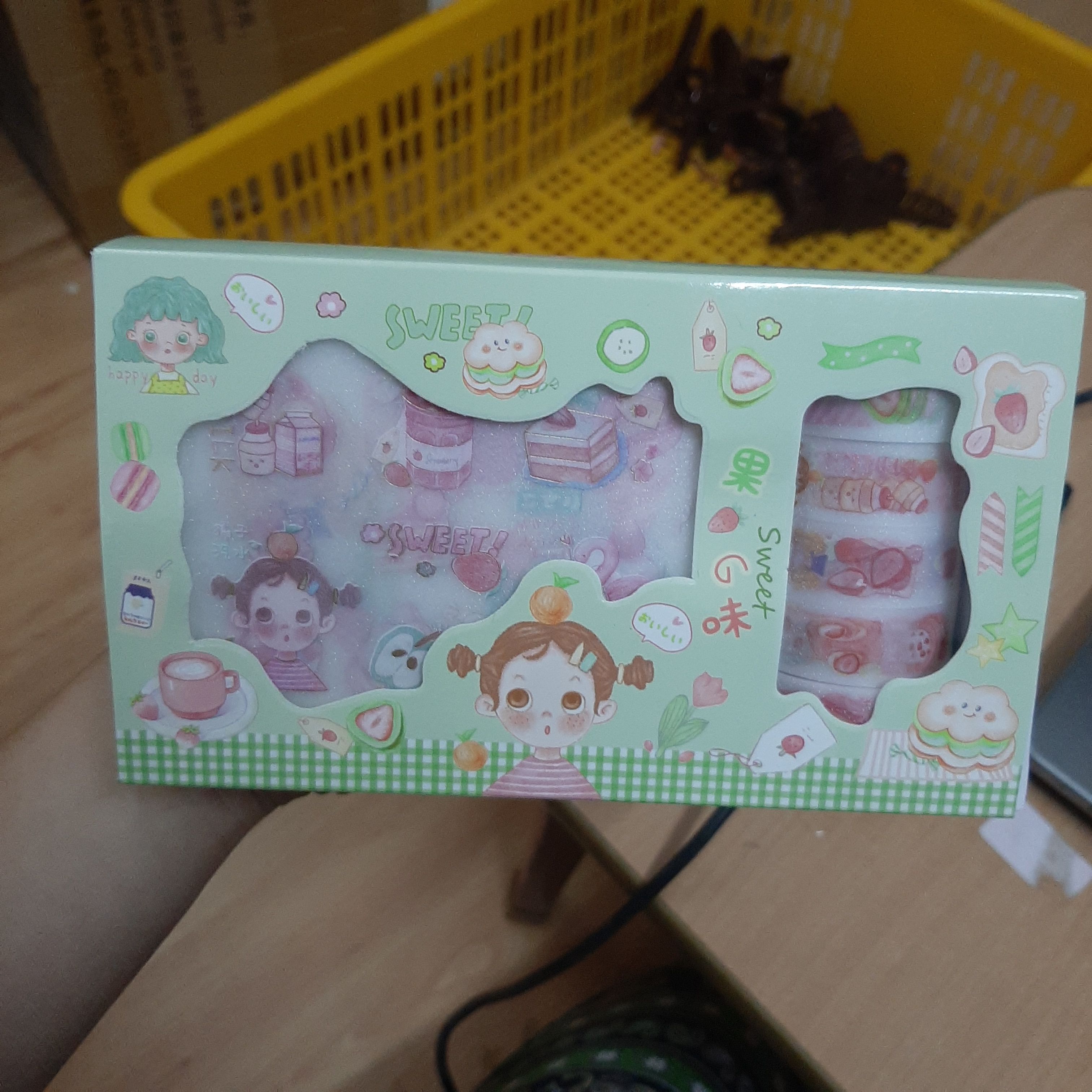 Box sticker + washitape nhũ Hình