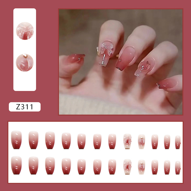 Nail giả