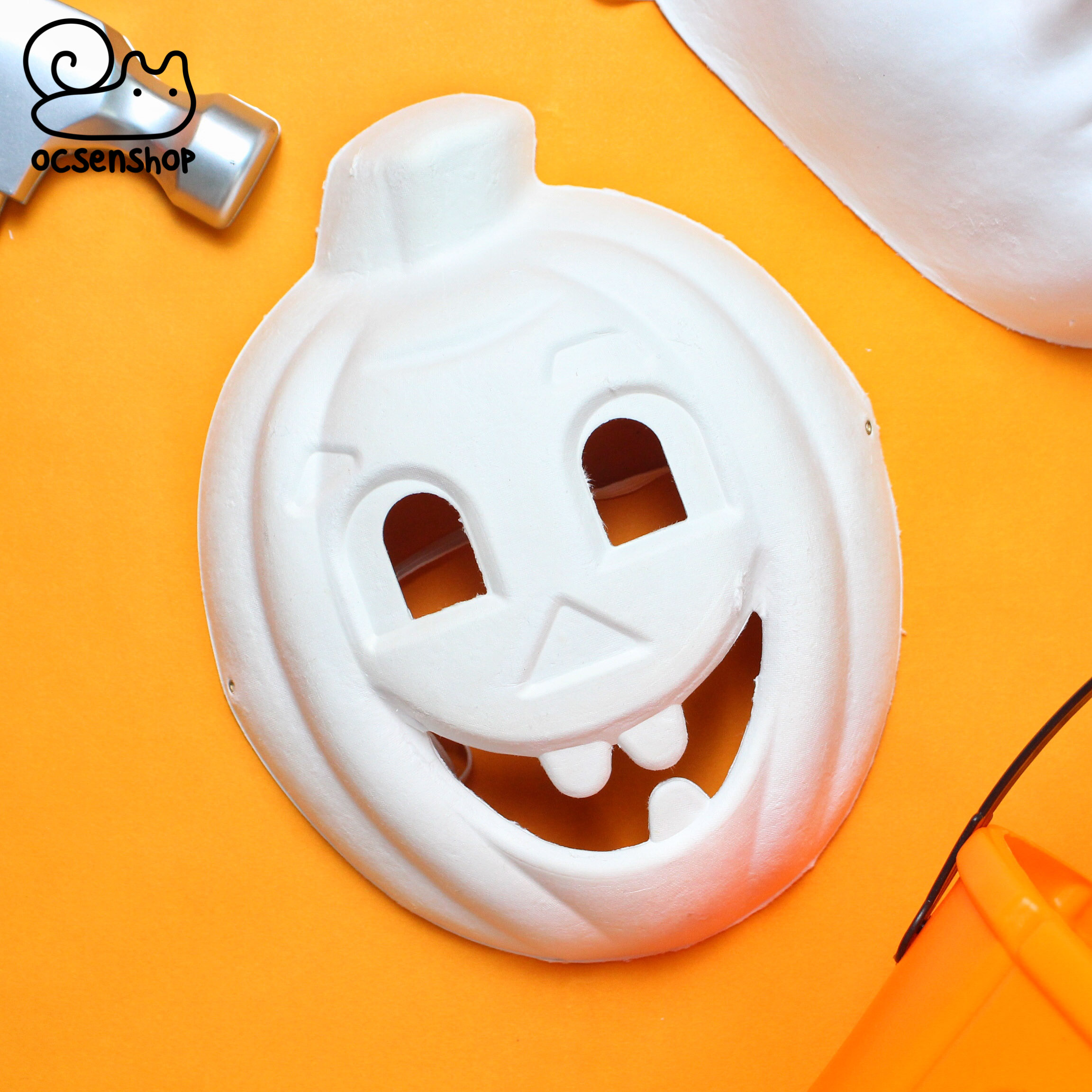 Mặt nạ nhựa trắng Halloween kèm set màu