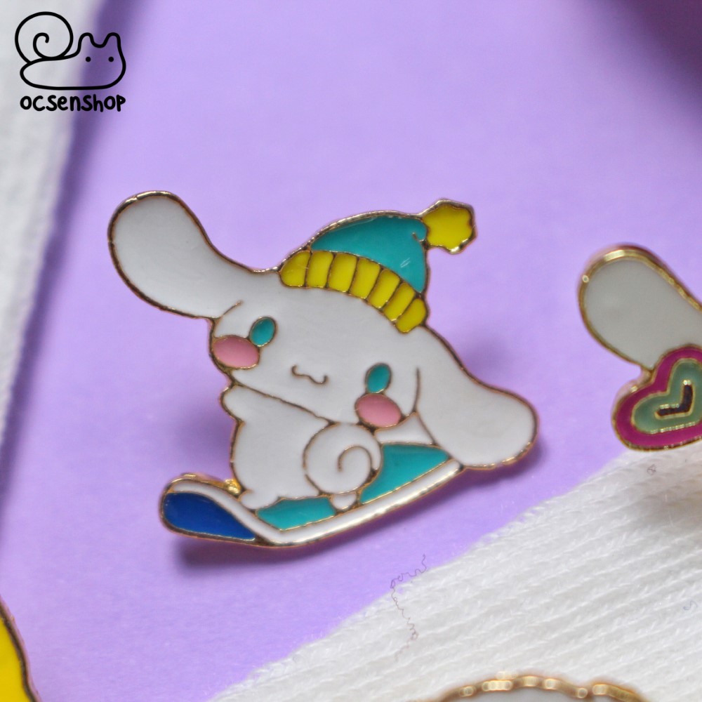 Pin cài áo Sanrio