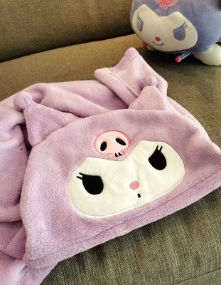 Mũ lông mịn kèm chăn Sanrio