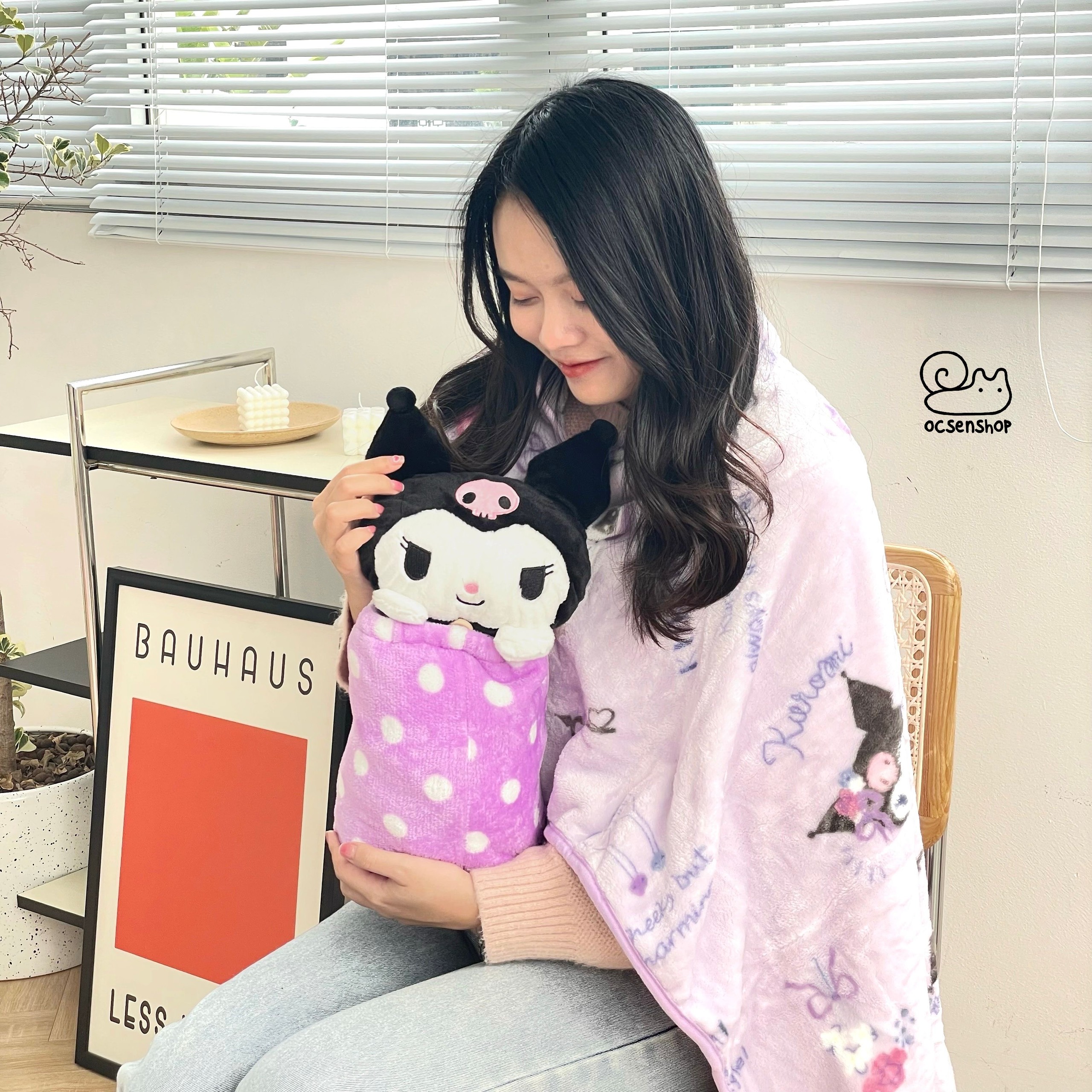 Gối kèm chăn Sanrio