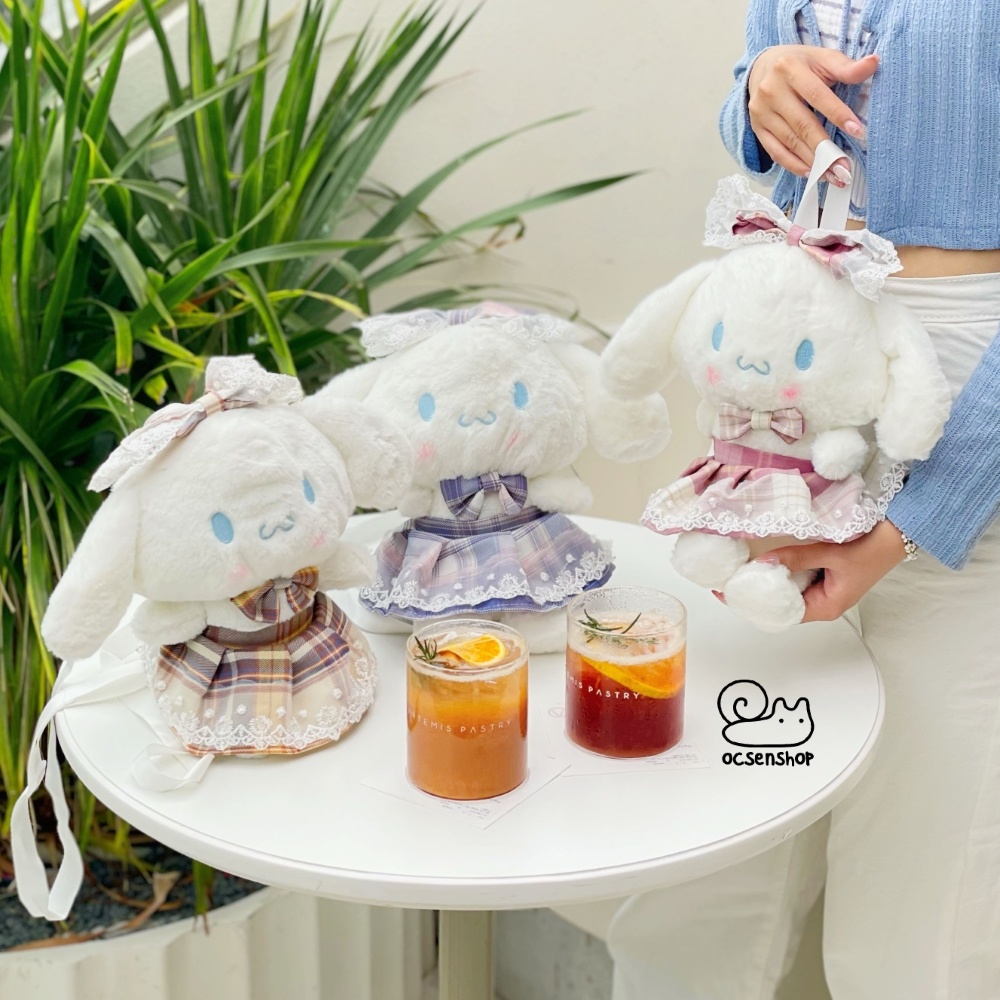 Balo Cinnamoroll mặc váy kẻ