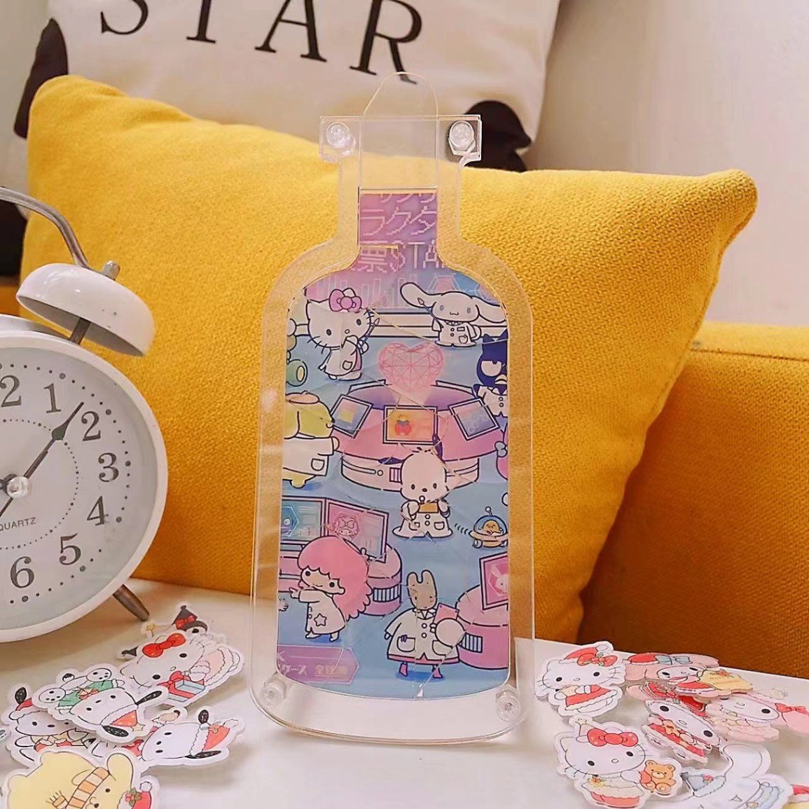 Bộ xếp hình chai nước Sanrio