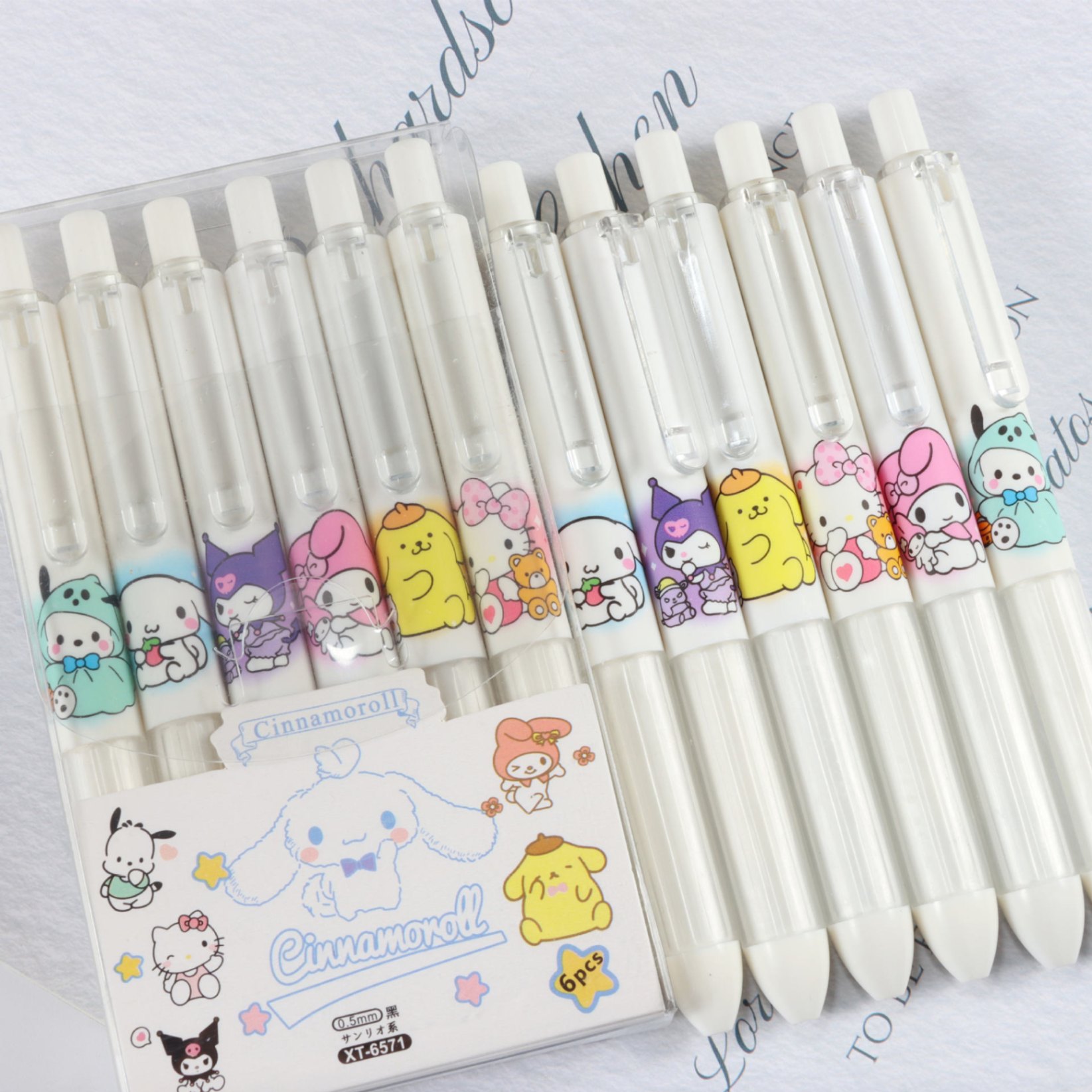 Set bút bi Sanrio thân trắng (6c)