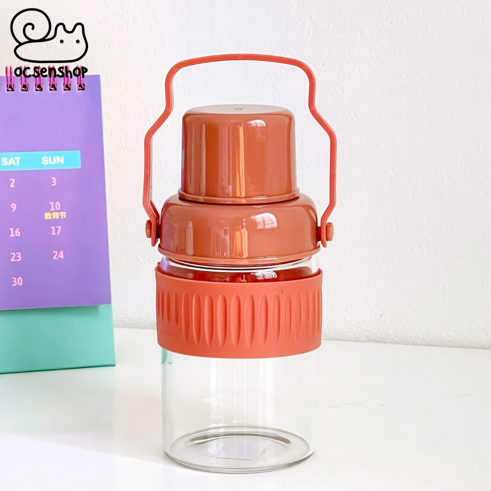 Bình nước nhựa kèm charm + sticker (450ml)