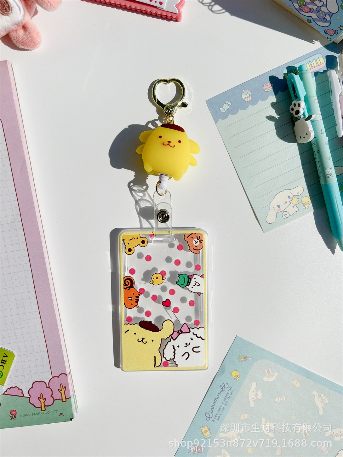 Card holder trong dây rút Cartoon
