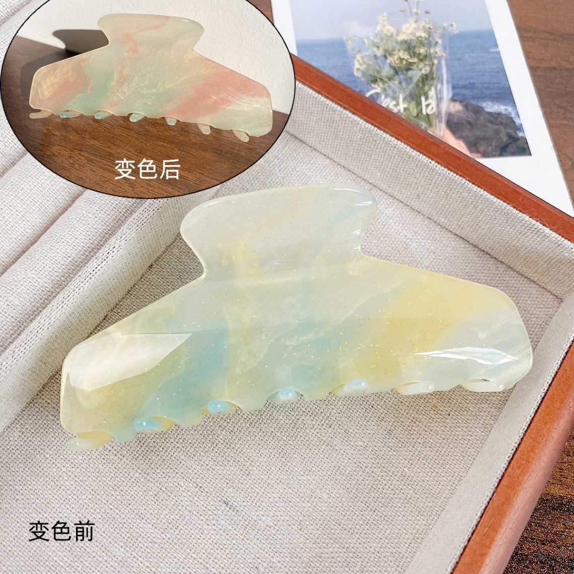 Kẹp càng cua marble đổi màu (11cm)