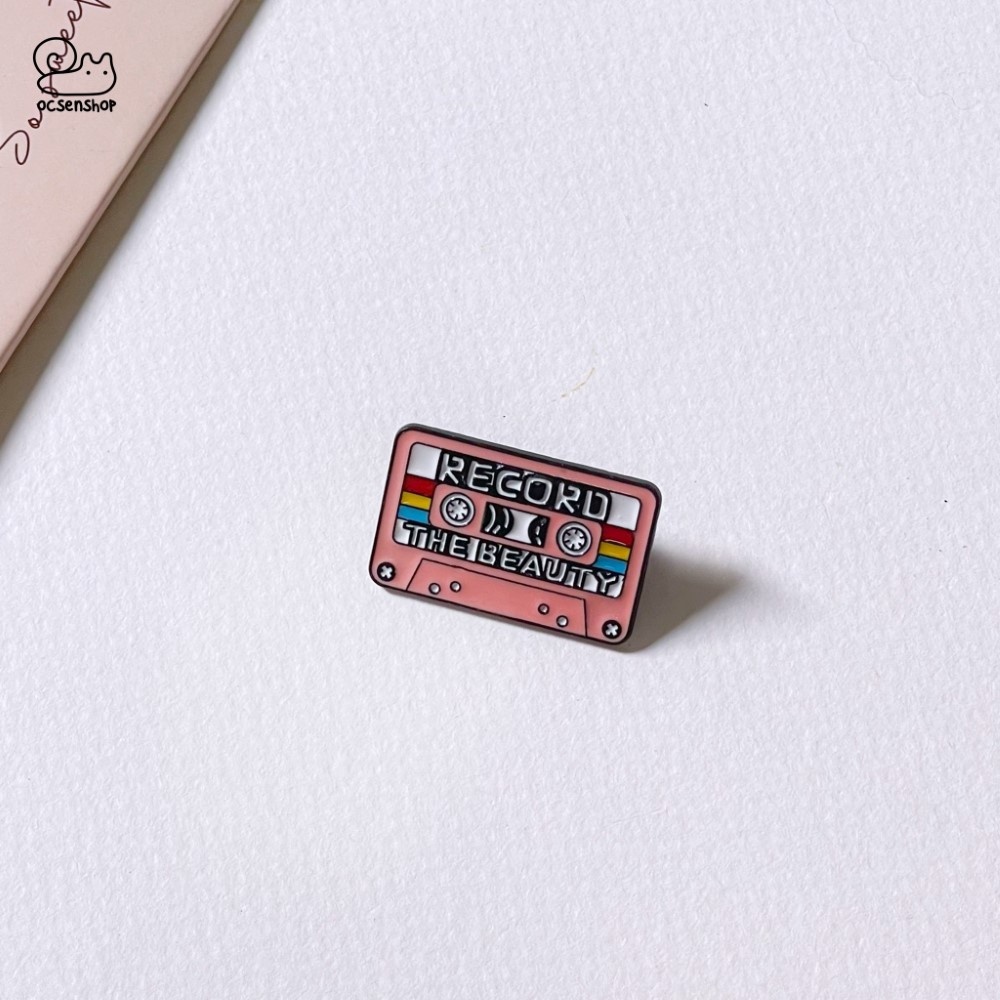 Pin cài áo Radio