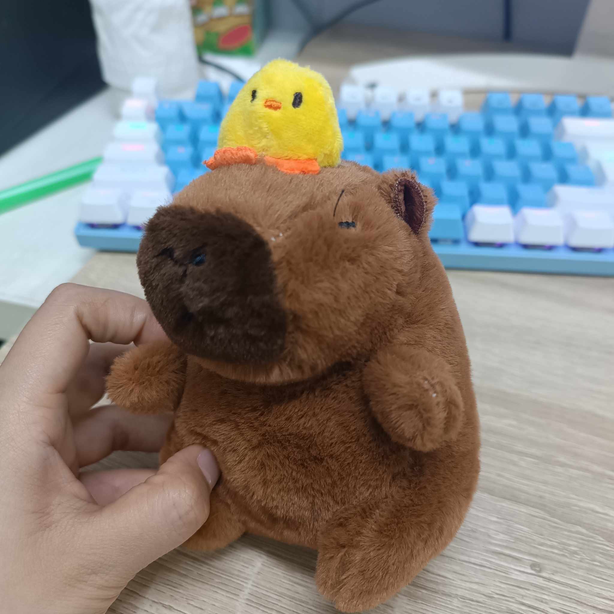 Móc khóa bông Capybara (10cm)