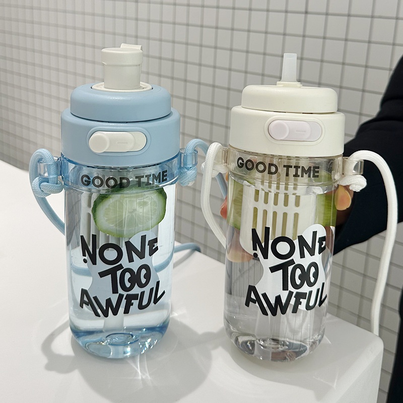 Bình nhựa Good Time kèm dây đeo (750ml)